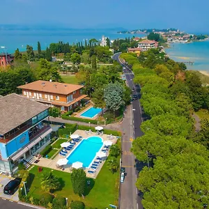 3* מלון Suisse